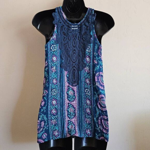 Anthropologie Akemi + Kin Sleeveless Blouse - Picture 5 of 8